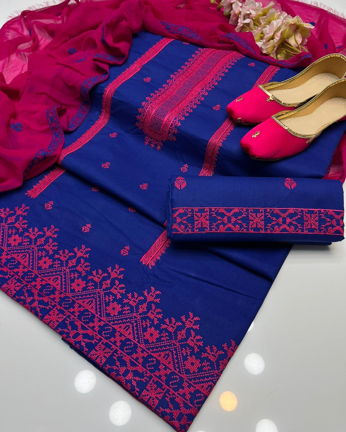LawnCotton Cross-stitch with Khussa