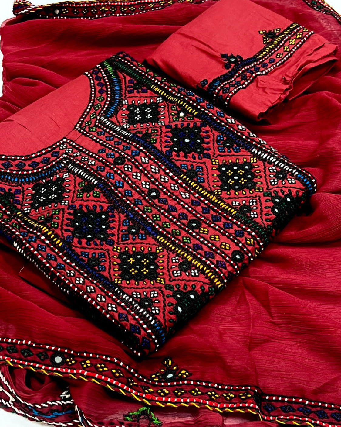 Balochi Emb Lawn -3pc