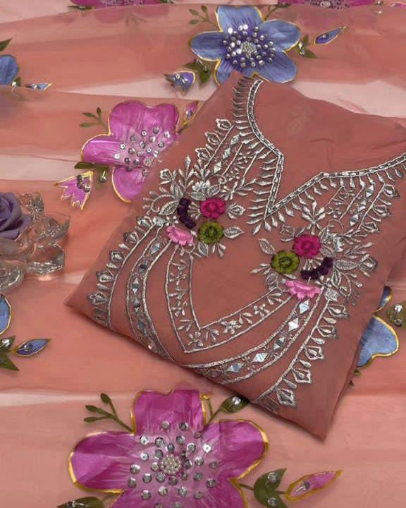 Organza Charm