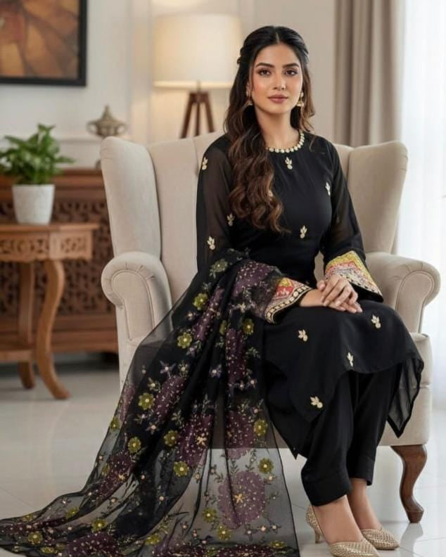 Handmade LCD Goota Work Organza Party Wear Heavy Beads Sleeves & Oil Painted Dupatta - - 2 Piece