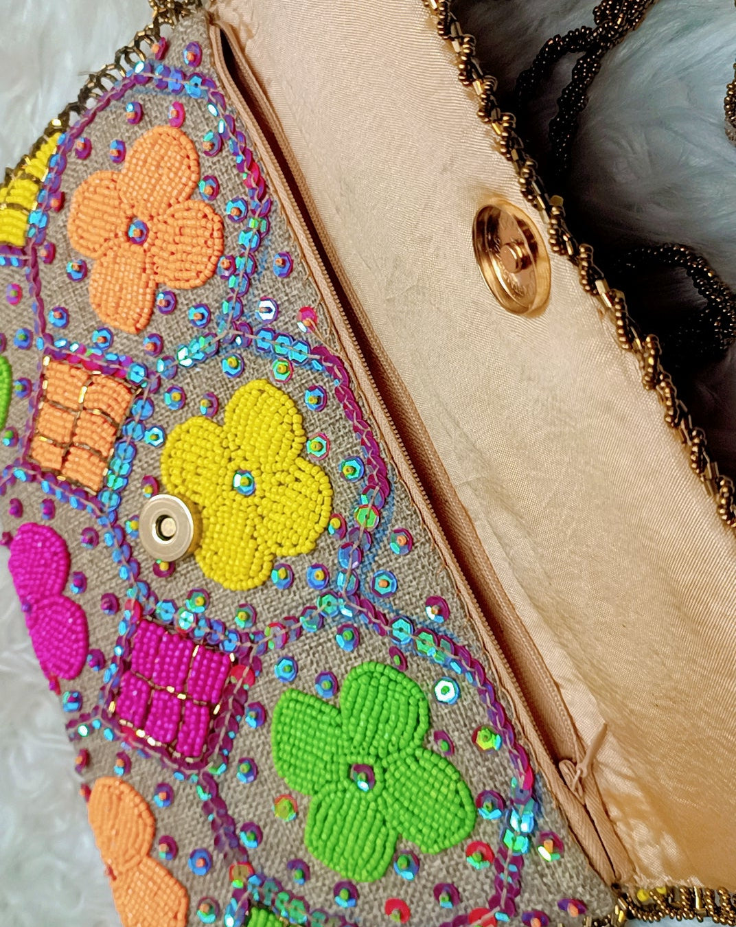 Elegant Beaded Evening Clutch