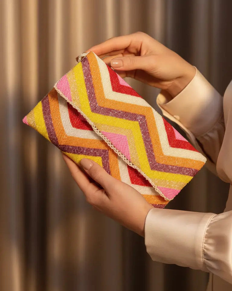 Hufsa – Beaded Purse