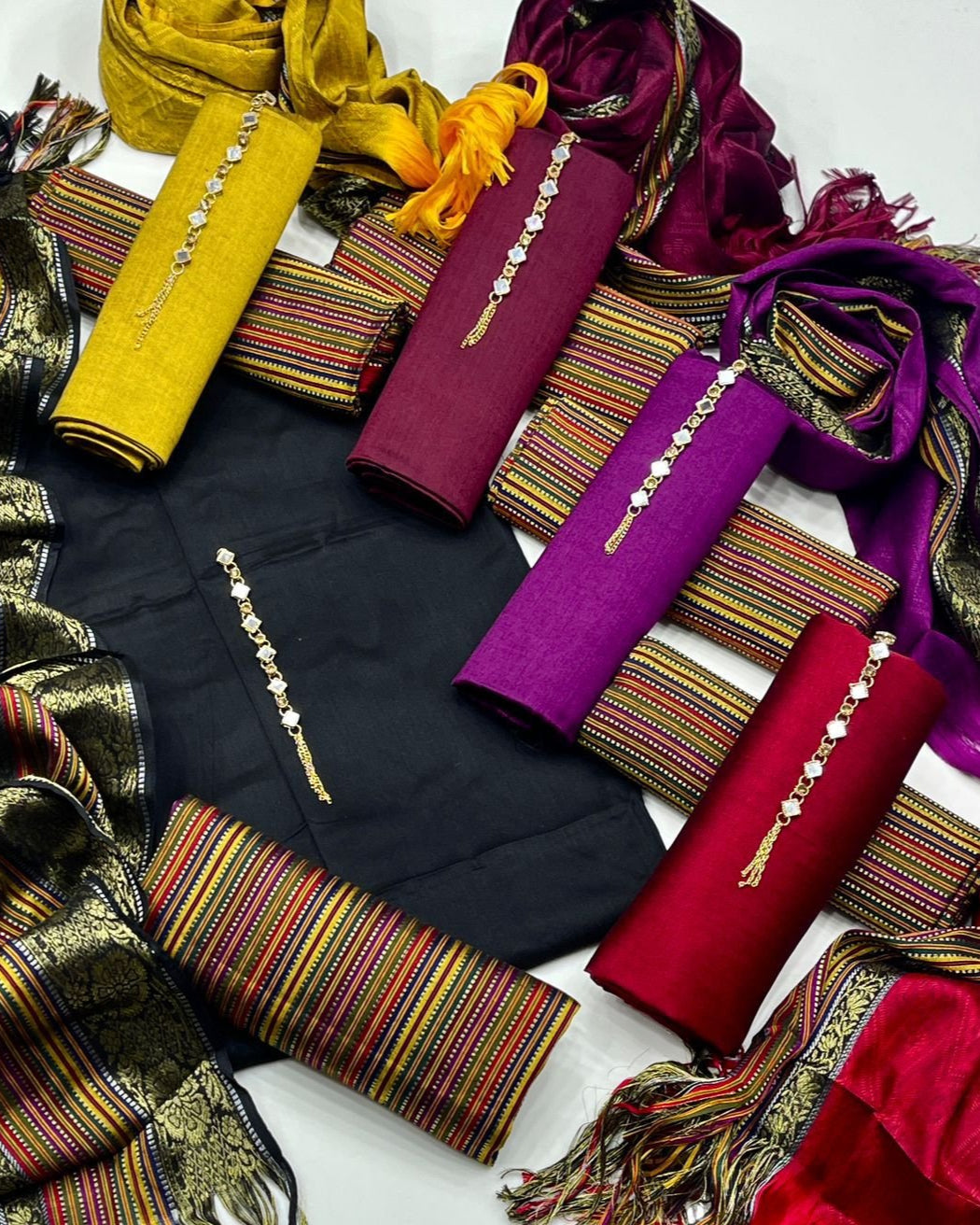 TraditionaL Susi 3pc