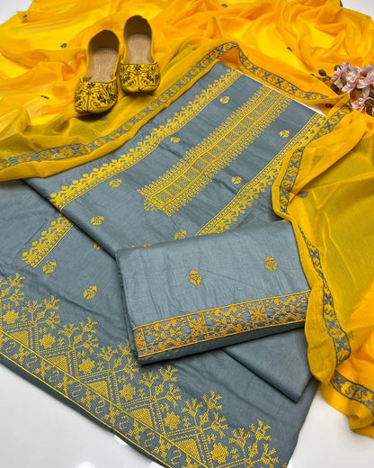 LawnCotton Cross-stitch with Khussa