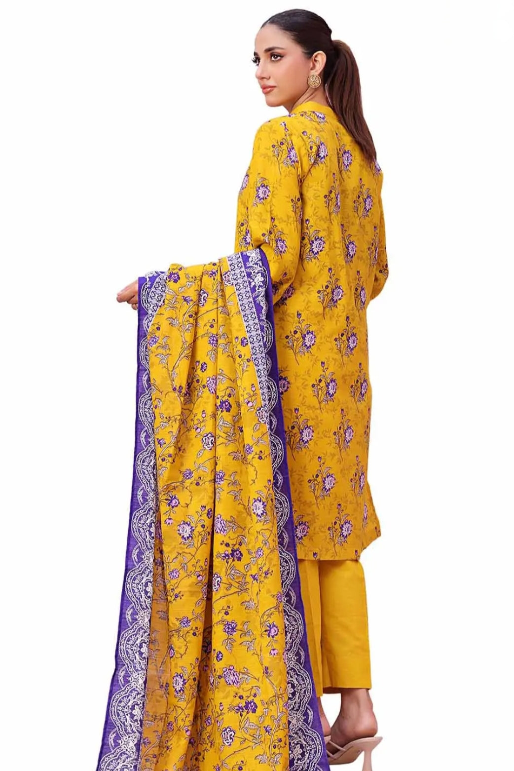 3 Piece Unstitched Printed Khaddar Suit SD-42136