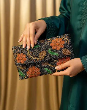 Aysha – Beaded Purse