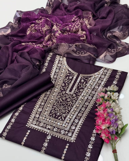 Bareeze Embroidered Lawn – 3 Piece