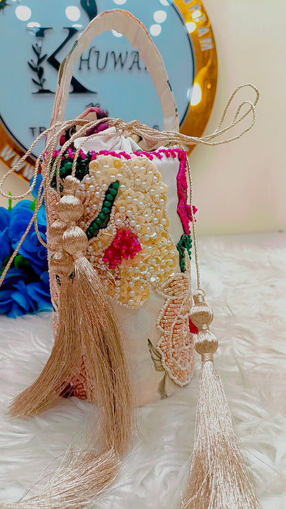 Zumer - handmade potli