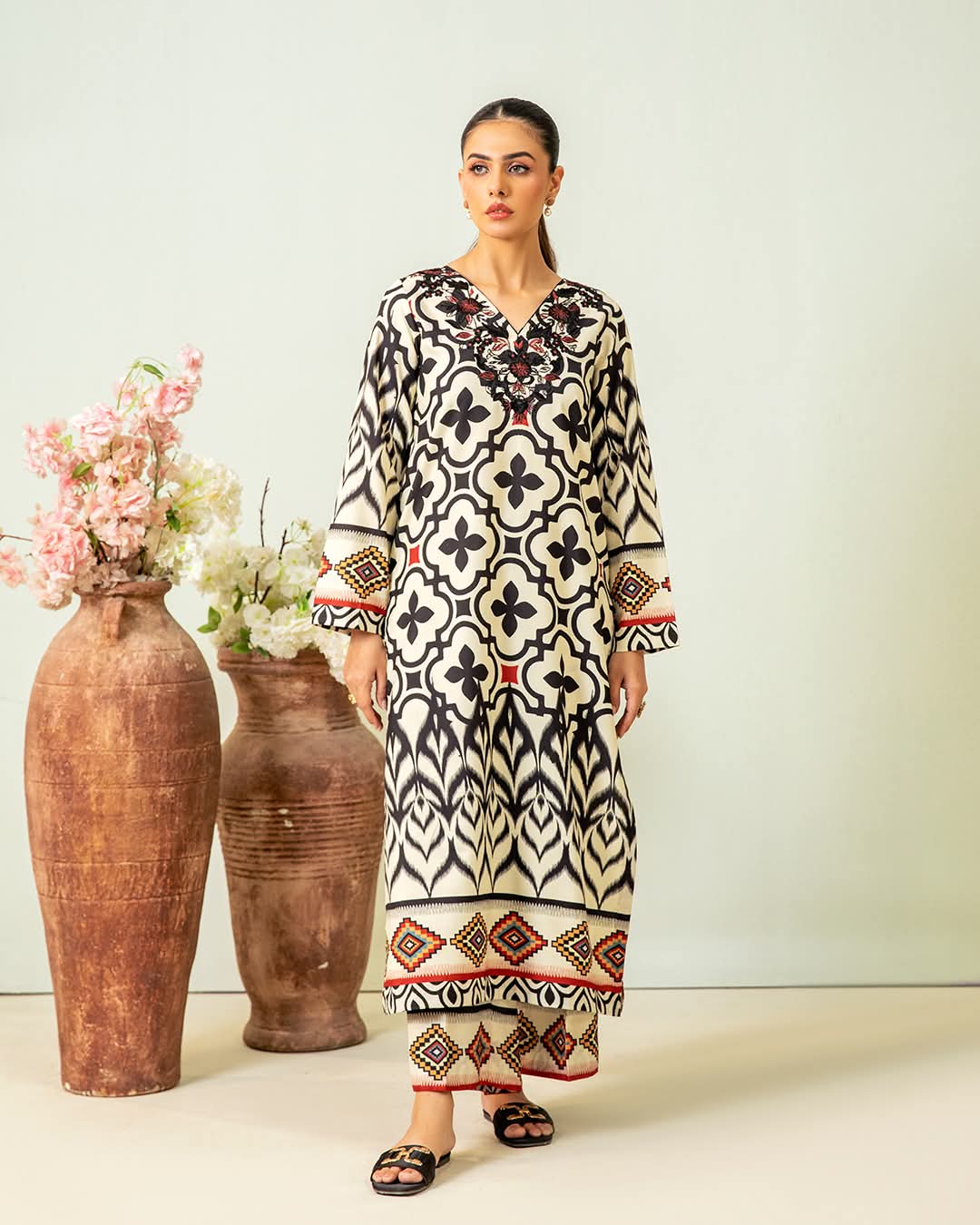 Swiss jacquard Lawn - 3 piece suit