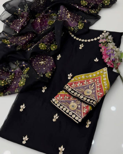 Handmade LCD Goota Work Organza Party Wear Heavy Beads Sleeves & Oil Painted Dupatta - - 2 Piece