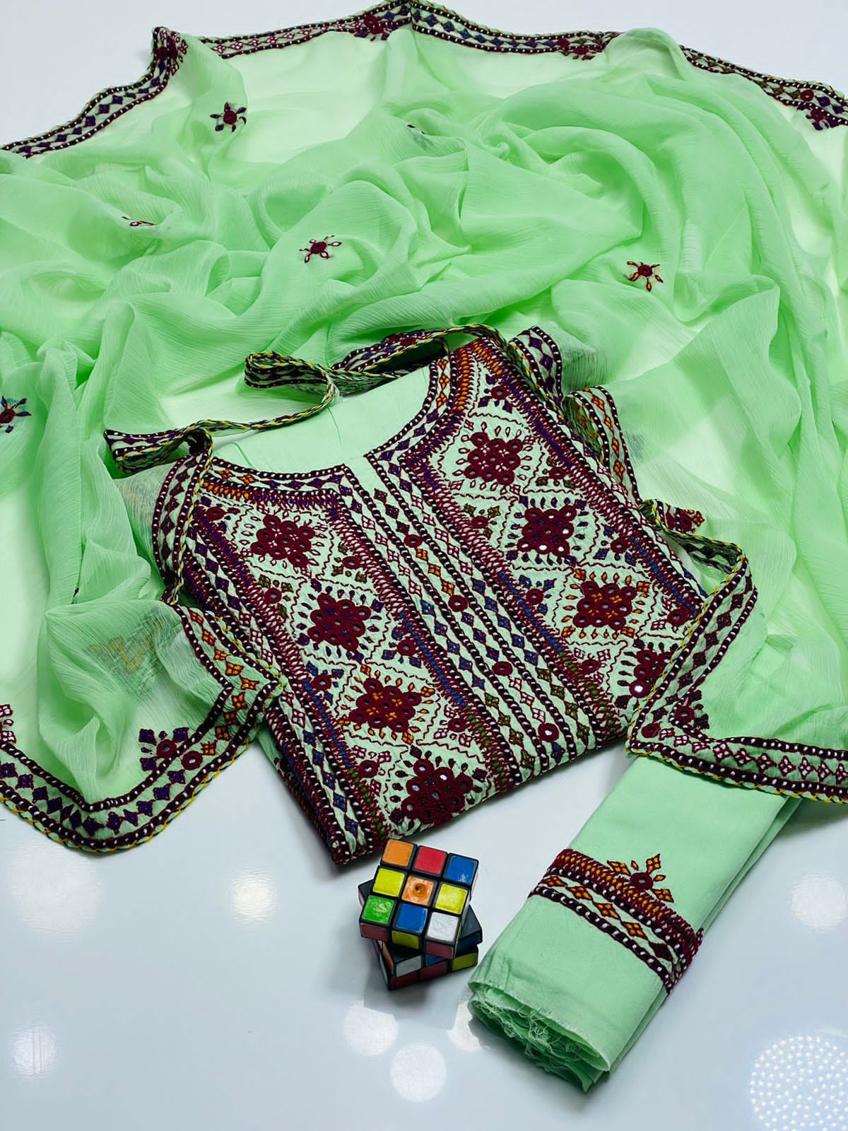 Balochi Emb Lawn -3pc