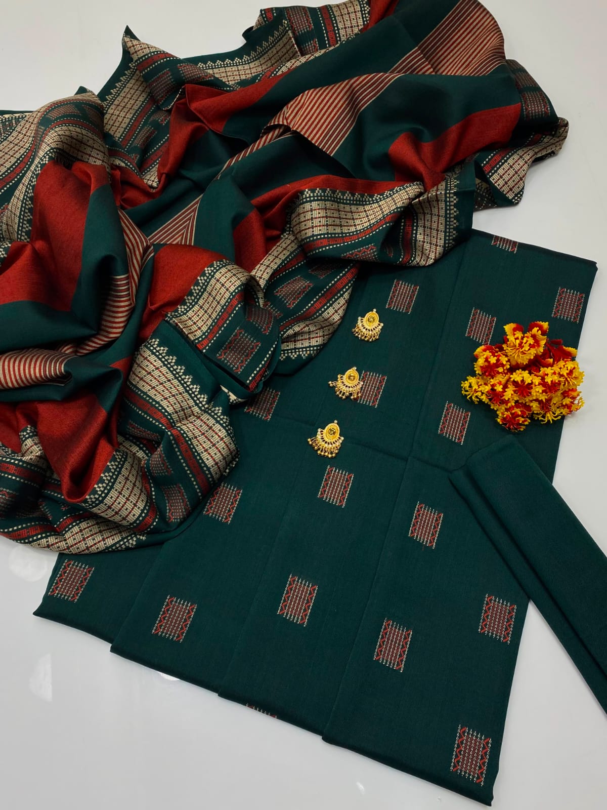 Banarsi Susi Broshia - 3 piece
