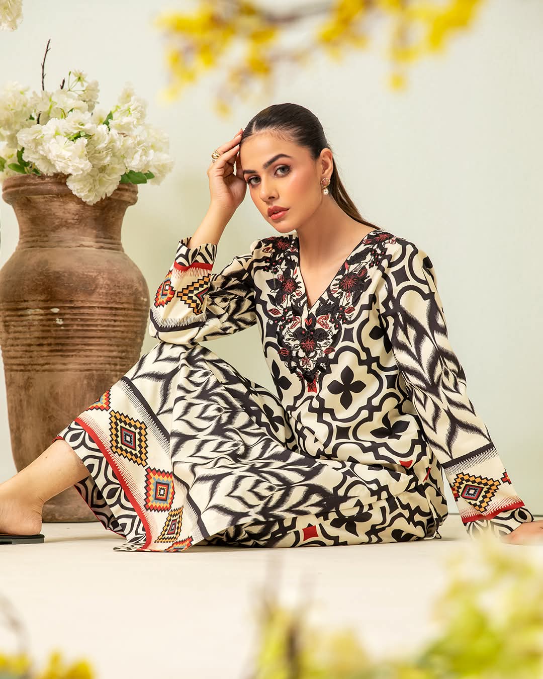 Swiss jacquard Lawn - 3 piece suit