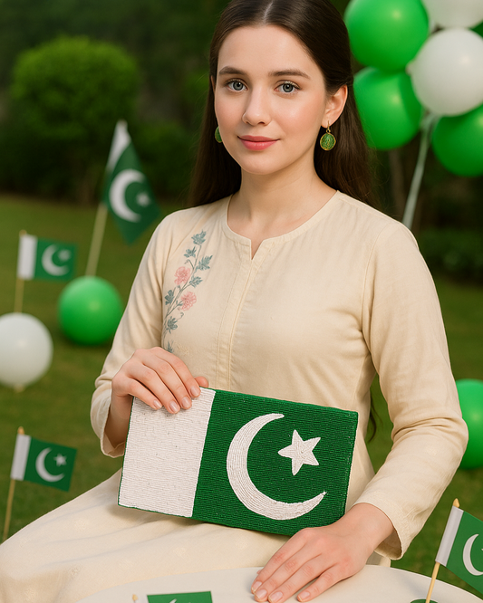 Pakistan Flag Beaded Clutch – Handmade Purse | Azadi Collection