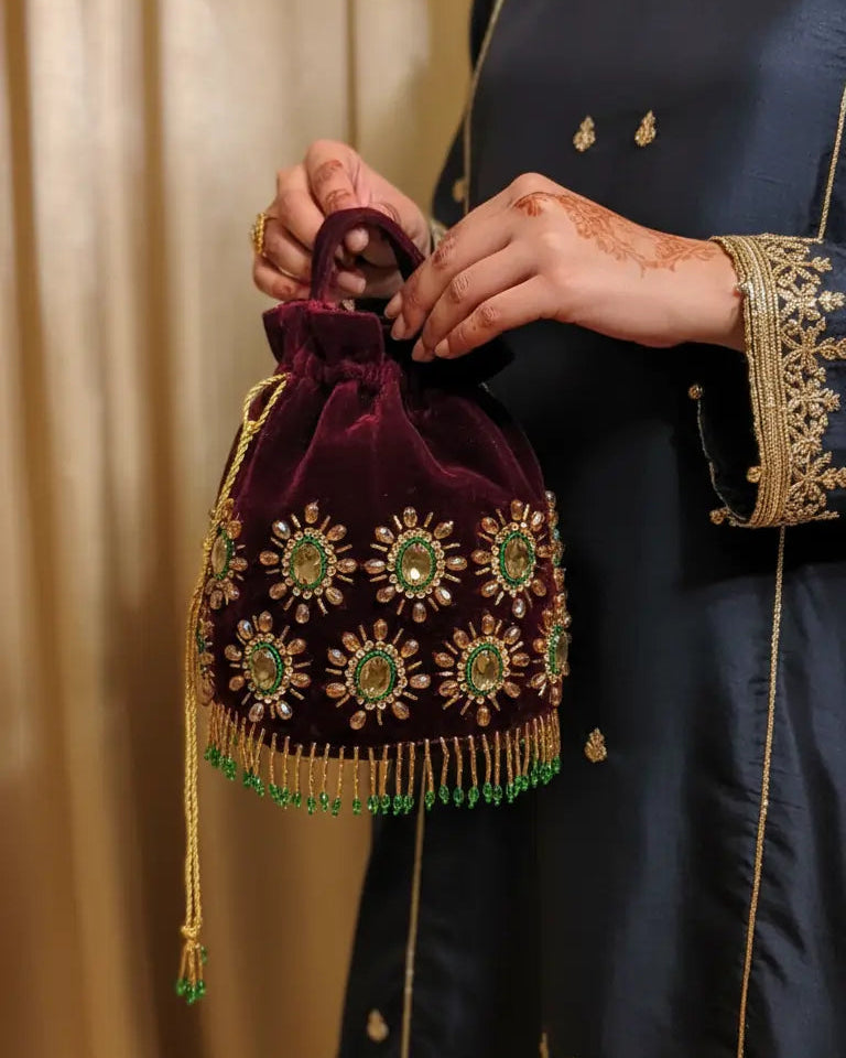 Heer-e-Zar Potli - Velvet