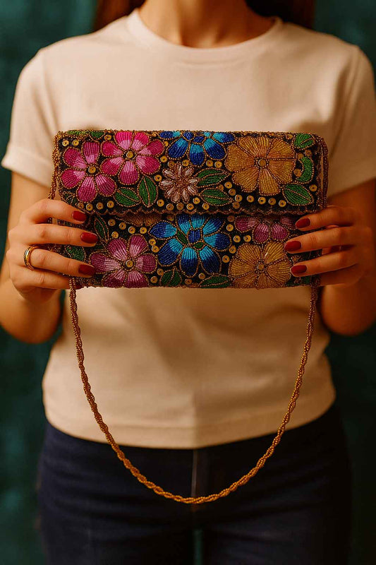 Zooni Luxe – Handmade Kashmiri Beaded clutch