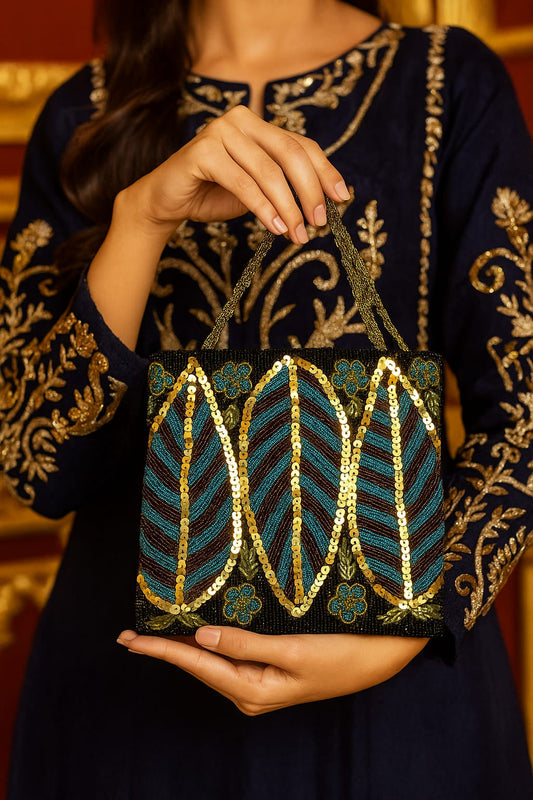 Black Handmade Beaded Clutch – Elegant Party Purse