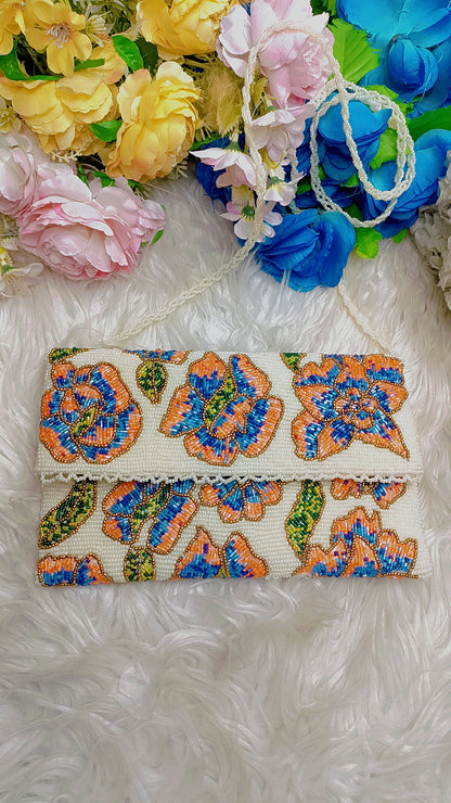 Kanwal - beaded clutch