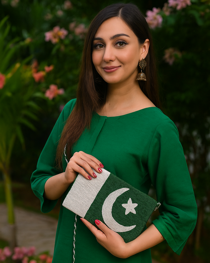 Pakistan Flag Beaded Clutch – Handmade Purse | Azadi Collection