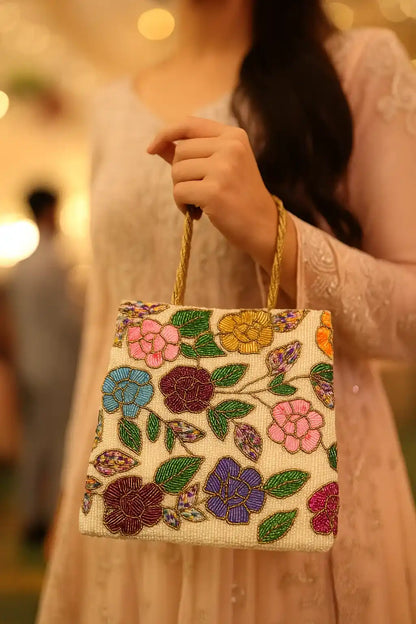 SparkLoom – Elegant Handcrafted