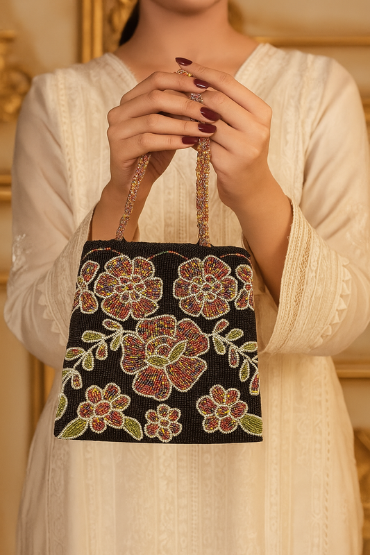 Elegant beaded purse