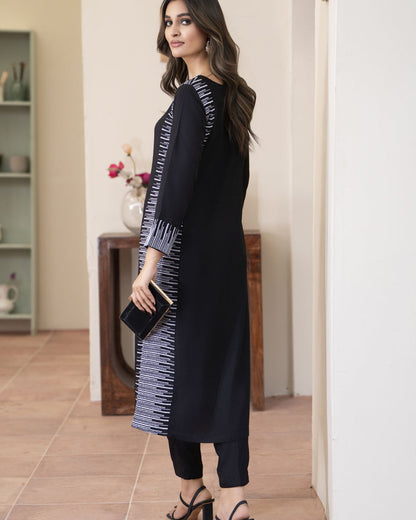 Sequence Embroidery  Lawn - 3 piece suit
